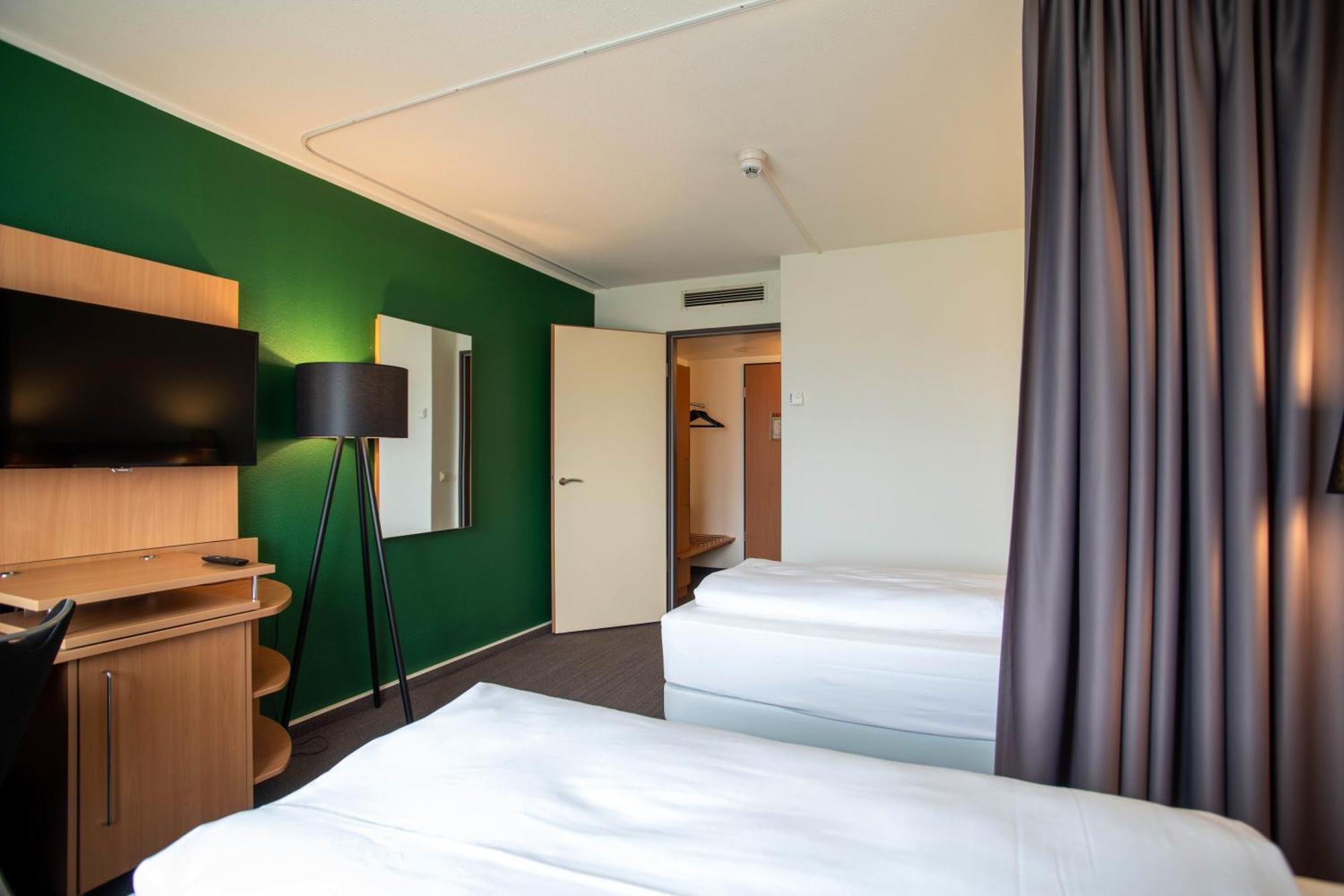 Best Western Conference Airporthotel Frankfurt Moerfelden ภายนอก รูปภาพ