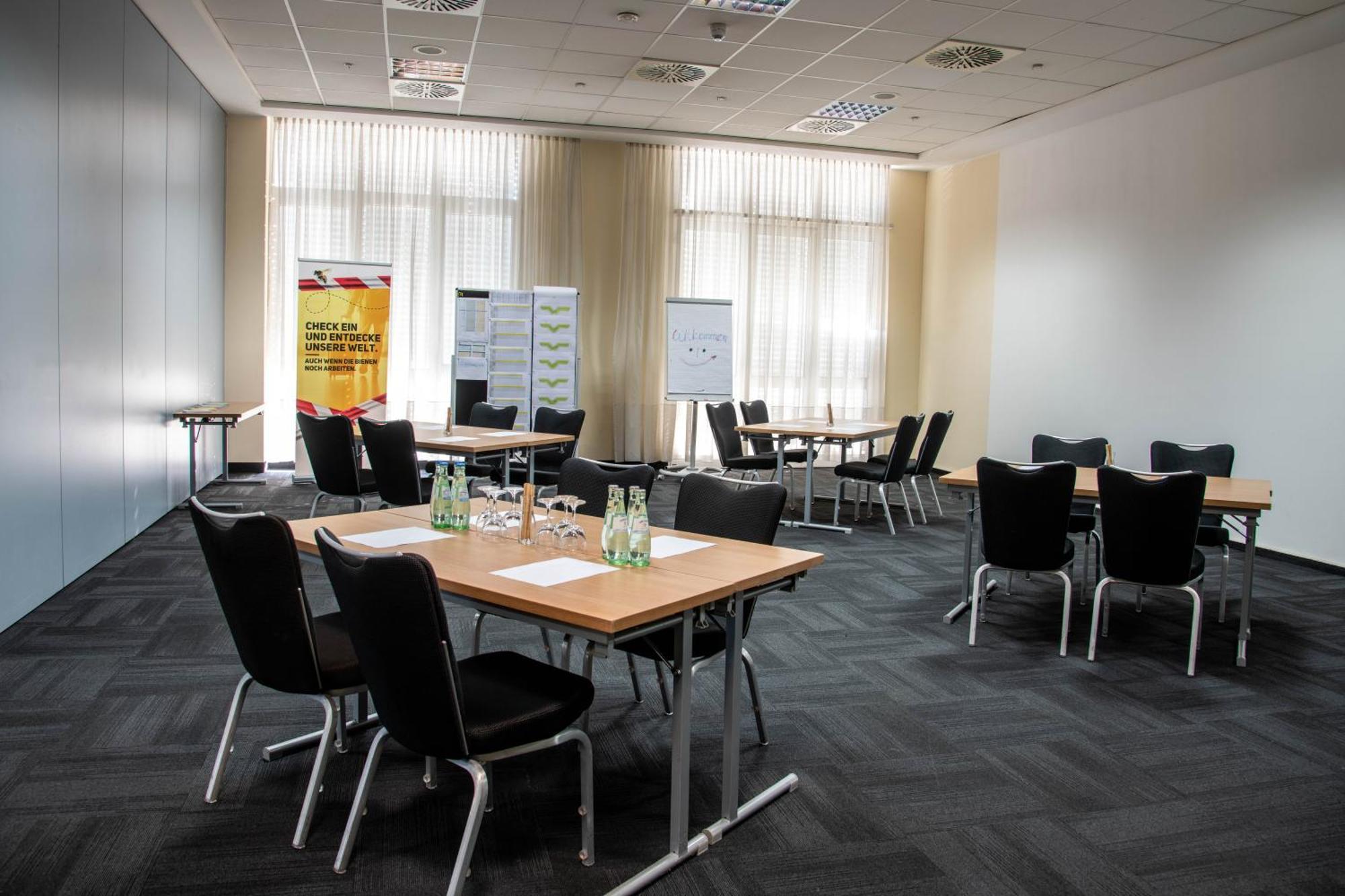 Best Western Conference Airporthotel Frankfurt Moerfelden ภายนอก รูปภาพ