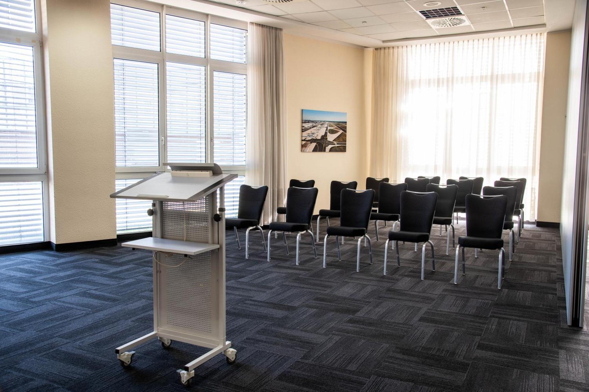 Best Western Conference Airporthotel Frankfurt Moerfelden ภายนอก รูปภาพ