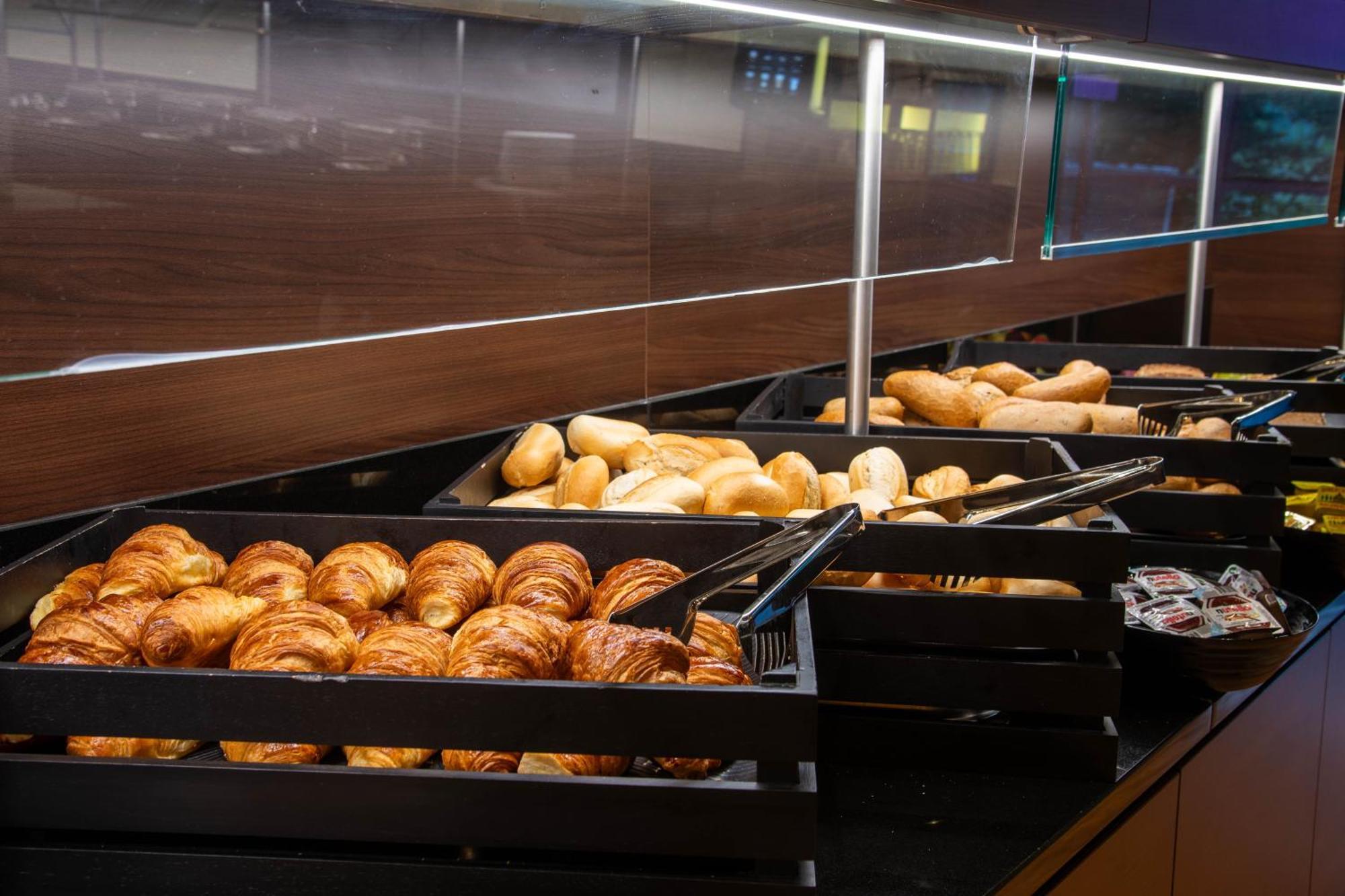 Best Western Conference Airporthotel Frankfurt Moerfelden ภายนอก รูปภาพ