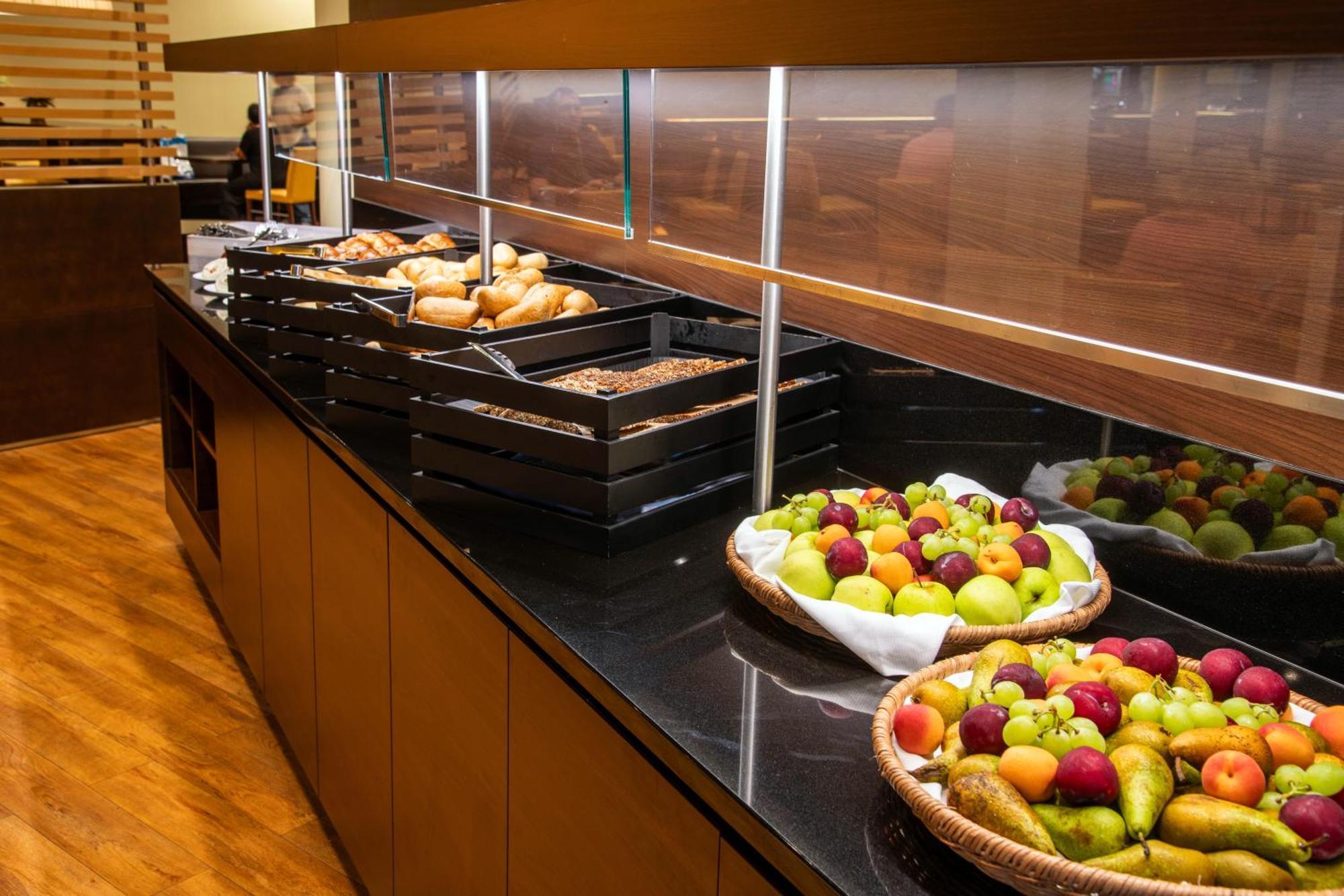Best Western Conference Airporthotel Frankfurt Moerfelden ภายนอก รูปภาพ